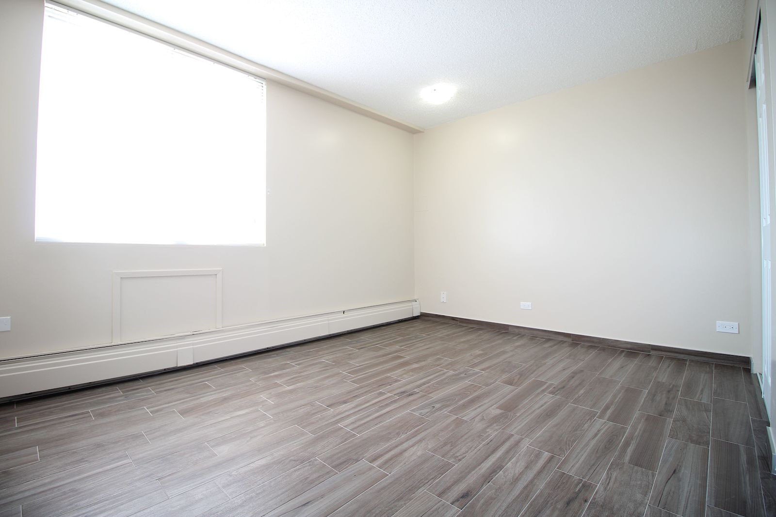 17 Ideal Calgary Hardwood Flooring Stores 2024 free download calgary hardwood flooring stores of calgary apartment for rent downtown heart of downtown this clean in completely renovated 2 bedroom stunning apartment