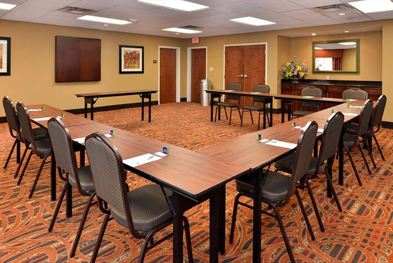 dj hardwood floors llc of hampton inn suites hopkinsville 116 i¶1i¶2i¶4i¶ updated 2018 in hampton inn suites hopkinsville 116 i¶1i¶2i¶4i¶ updated 2018 prices hotel reviews ky tripadvisor