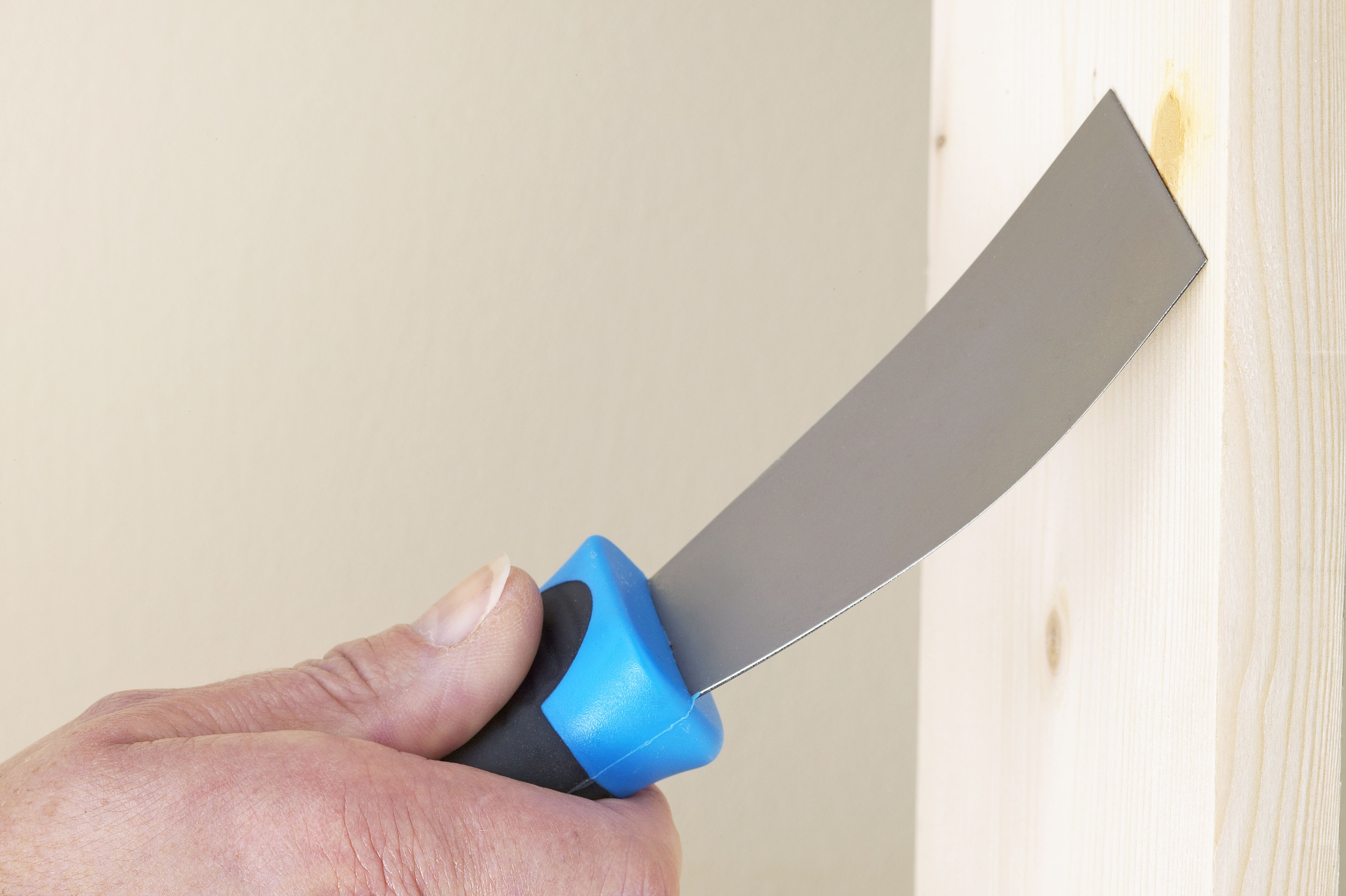 filling nail holes in hardwood floors of guide to filling nail holes in trim intended for filling nail holes in trim with a putty knife
