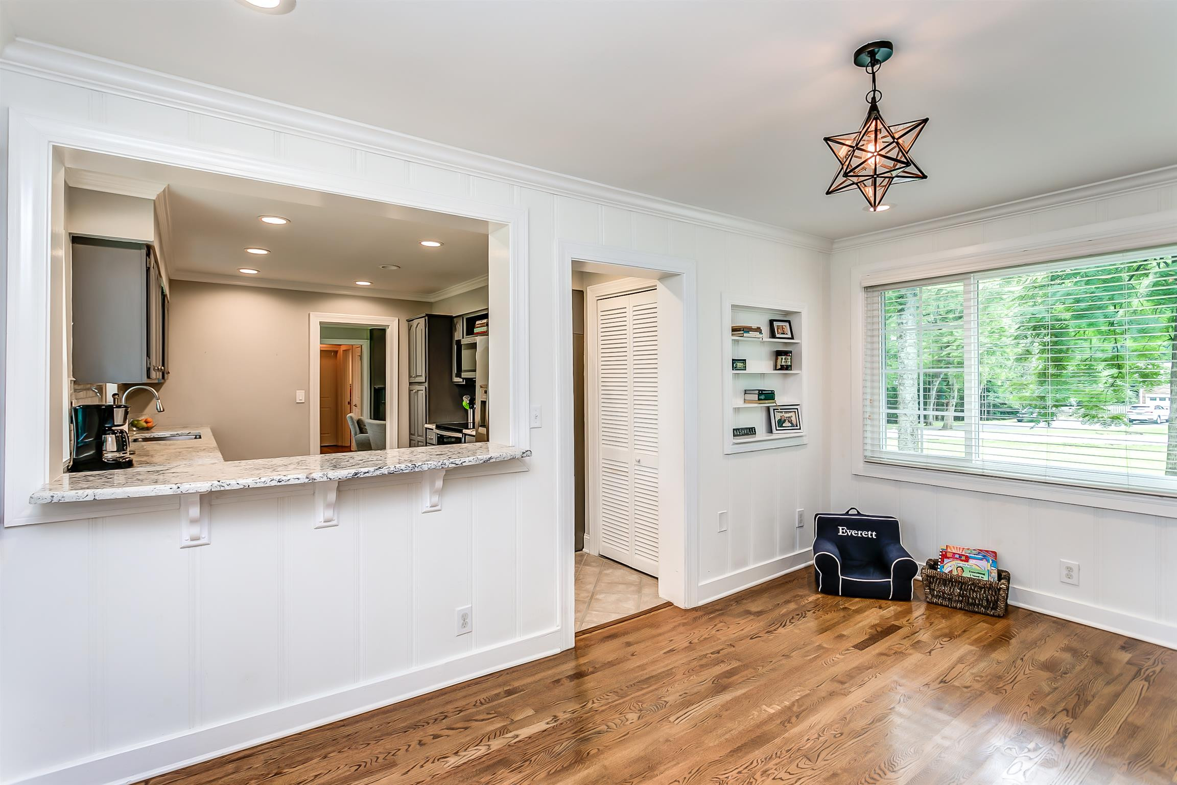 13 attractive Hardwood Floor Refinishing Nashville 2024 free download hardwood floor refinishing nashville of homes for sale 806 forest acres dr nashville tn 37220 regarding additional room off of the kitchen is perfect for spending time together and could be 