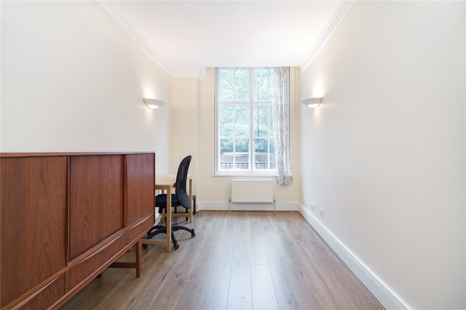 Hardwood Flooring Company West Hampstead Of 1 Bedroom Property for Sale In Bloomsbury Mansions 13 16 Russell within Description