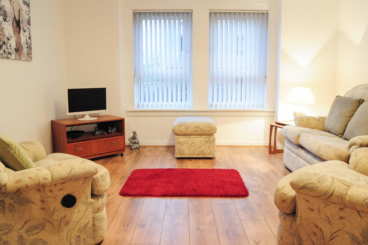 12 Stylish Hardwood Flooring Glasgow Hillington 2023 free download hardwood flooring glasgow hillington of craigielea road apartment renfrew posodobljene cene za leto 2018 with 140216836