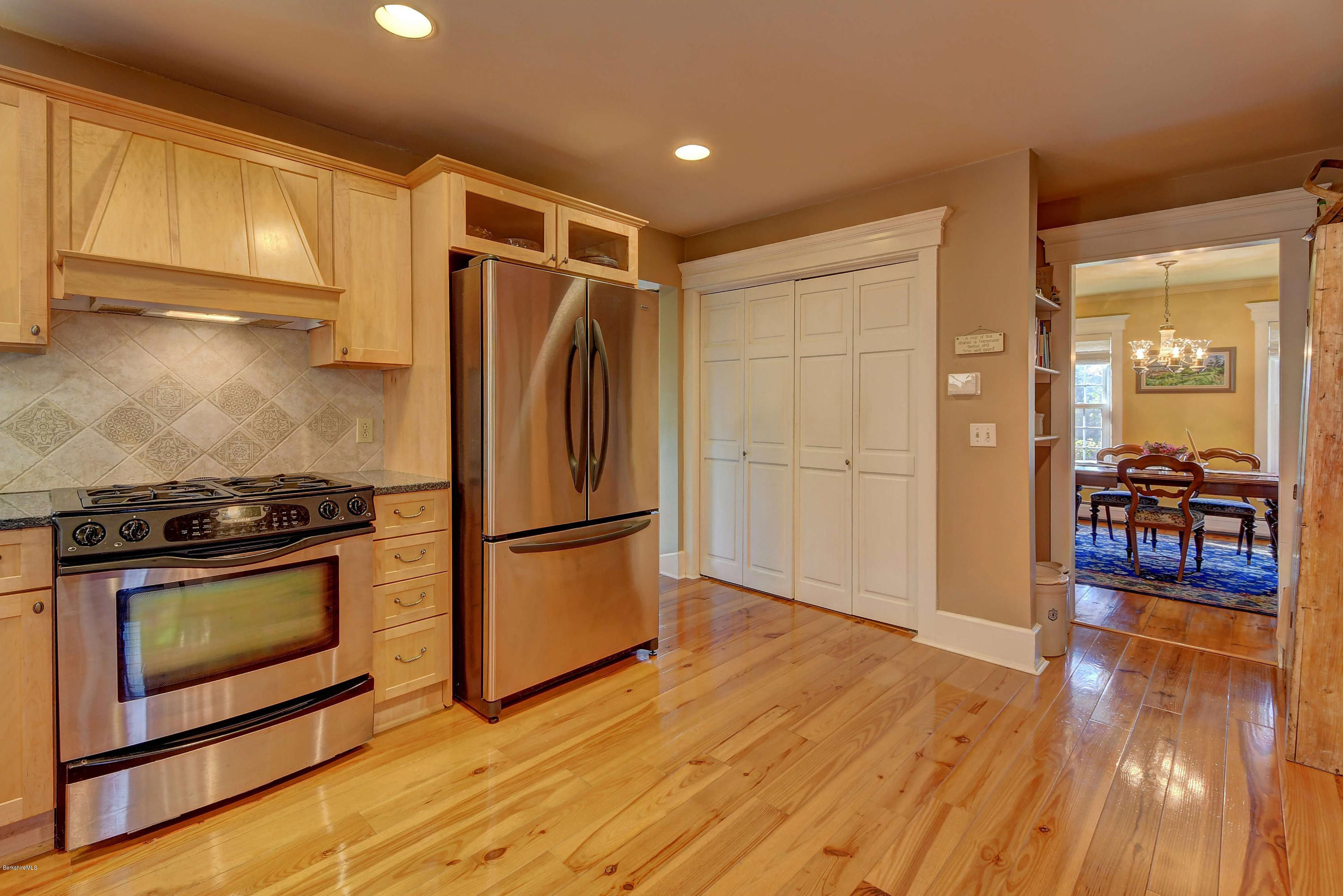 23 attractive Hardwood Flooring Inc Elmsford Ny 2024 free download hardwood flooring inc elmsford ny of 154 division st great barrington 01230 stone house properties llc for 154 division st great barrington ma 01230