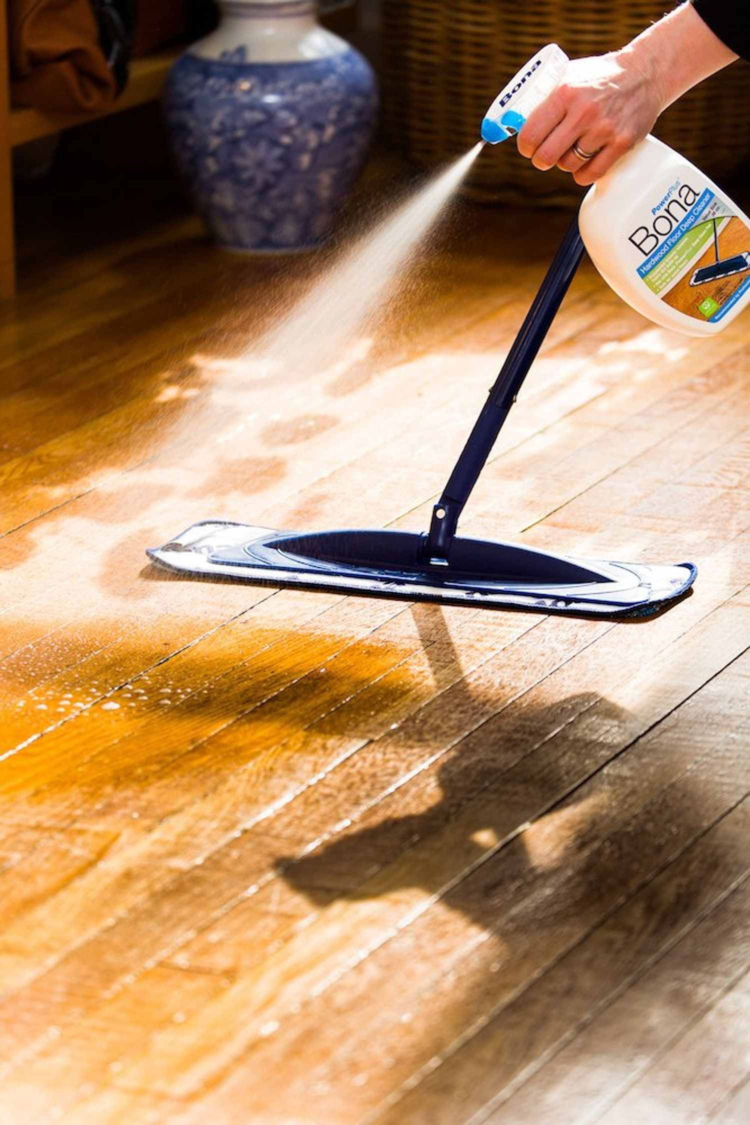 17 Nice How to Use Bona Hardwood Floor Cleaner 2024 free download how to use bona hardwood floor cleaner of the ultimate guide to cleaning hardwood floors clean hardwood floors with regard to clean hardwood floors