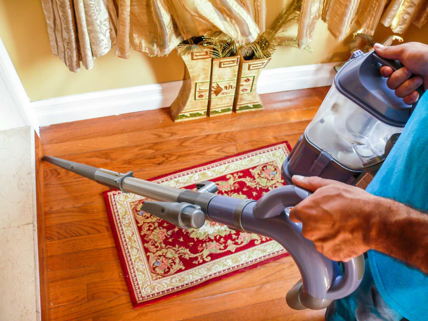 lightweight hardwood floor vacuum reviews of the 10 best vacuum cleaners to buy in 2018 inside shark navigator lift away vacuum